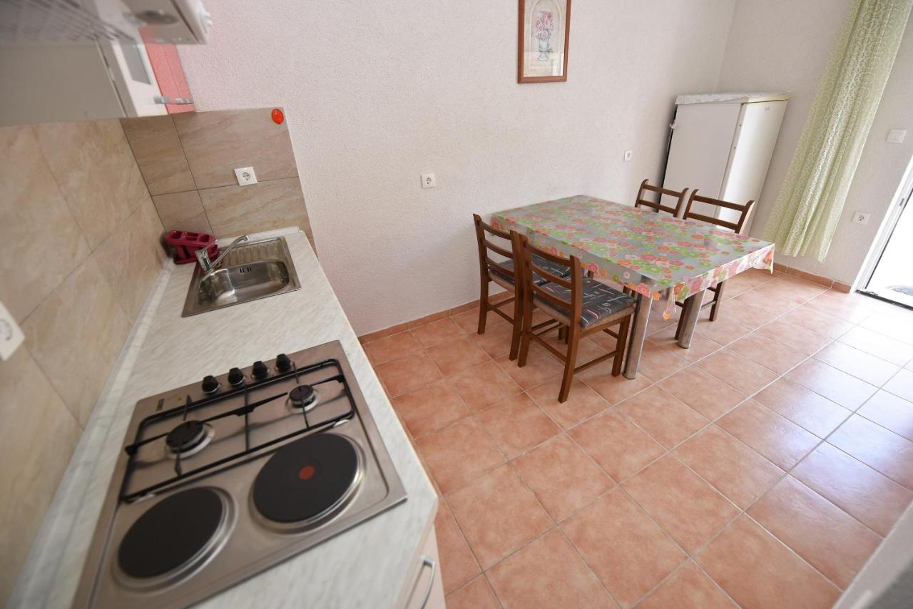 Apartments By The Sea Metajna, Pag - 6522 Zubovići Eksteriør bilde
